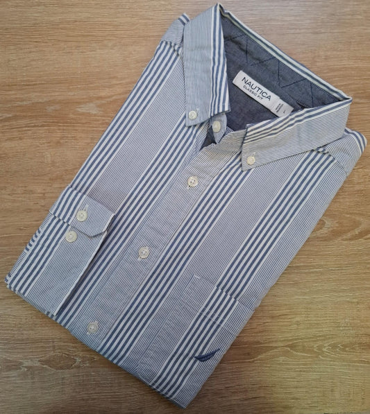 Camisa manga larga Náutica, Diseño