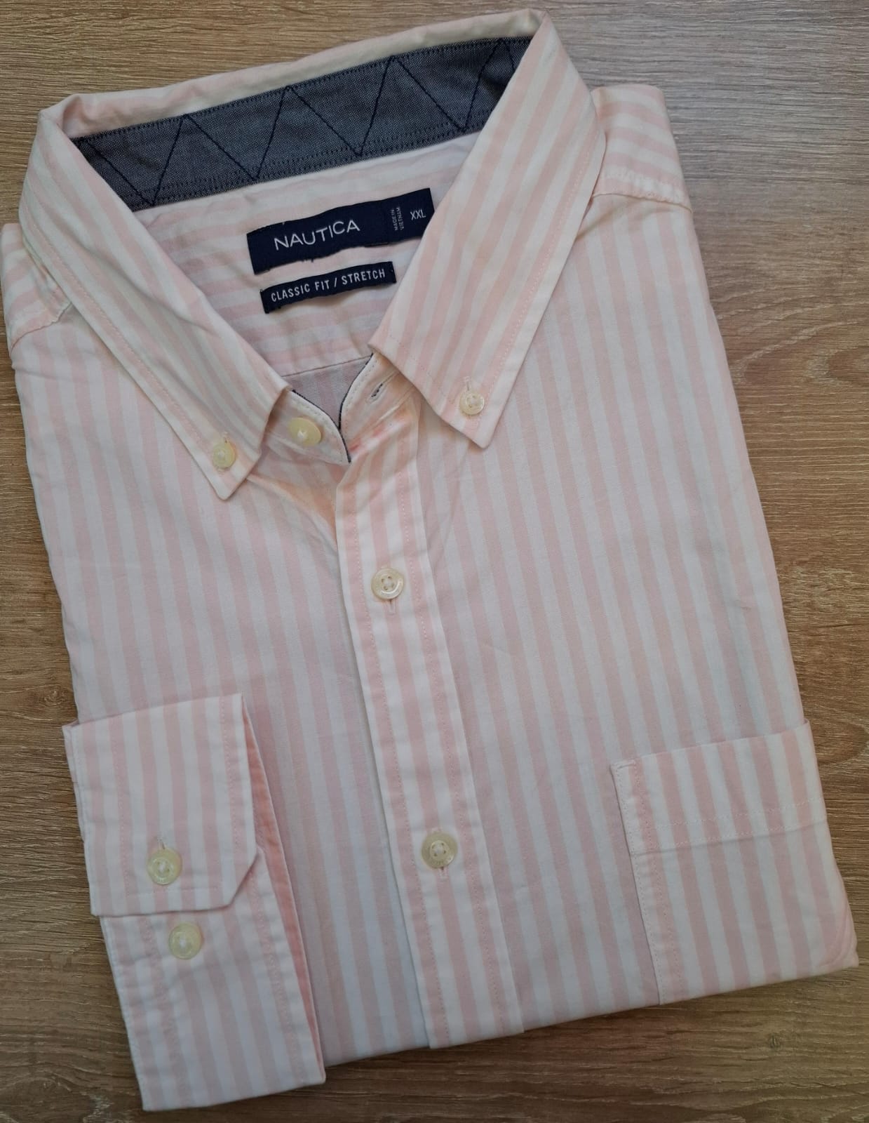 Camisa manga larga Náutica, Diseño